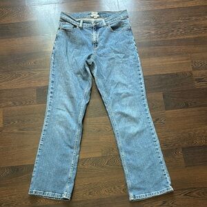 L.L. Bean Classic Fit Straight Leg Denim Jeans Blue 8